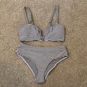 Chic Striped Bikini Set